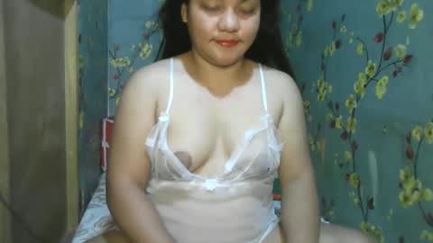 kiss_me_loves online show from 9, 3, 2025