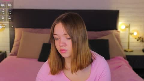 Kiss Moon online show from 20, 2, 2026