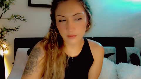 Kissah Kreampuff online show from 1, 3, 2026