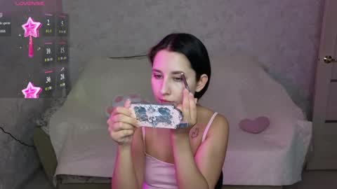 Snapshot of kisses_eva chatting on 27, 5, 2026 Hot Eva online show from 27, 5, 2026