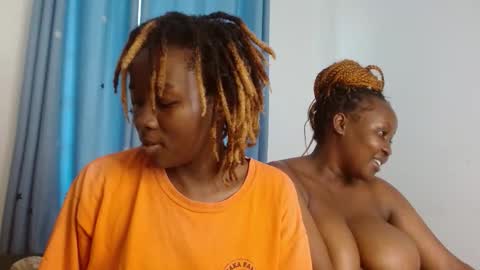 kisses_galore online show from 6, 2, 2026