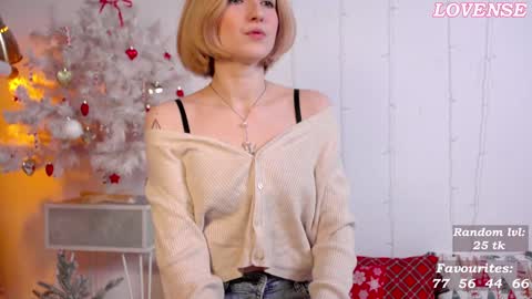 Snapshot of kisskiss_muah chatting on 10, 1, 2025 Kate  online show from 10, 1, 2025