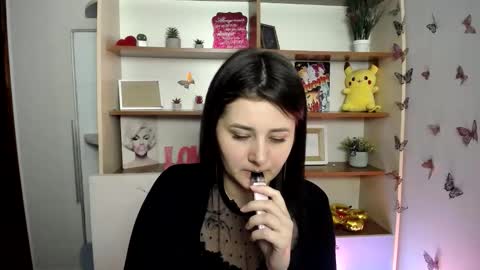 Snapshot of kissleoxx chatting on 3, 6, 2026 kissleoxx online show from 3, 6, 2026