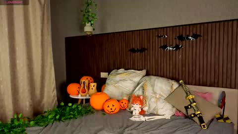 The sexy fox Kitsune online show from 2, 11, 2025