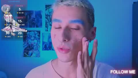 Snapshot of kitsuneplay_ chatting on 30, 7, 2026 Salvatore online show from 30, 7, 2026