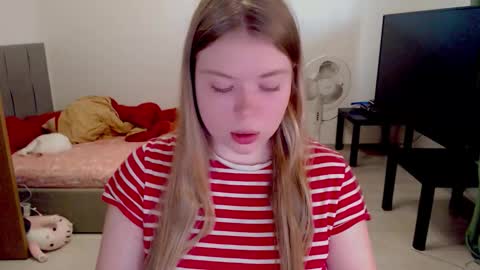 Jennyblonde and Emmabrunette online show from 28, 10, 2025