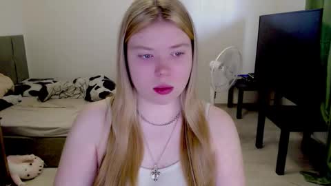 Jennyblonde and Emmabrunette online show from 1, 3, 2026