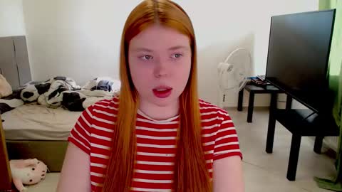 Jennyblonde and Emmabrunette online show from 4, 3, 2026