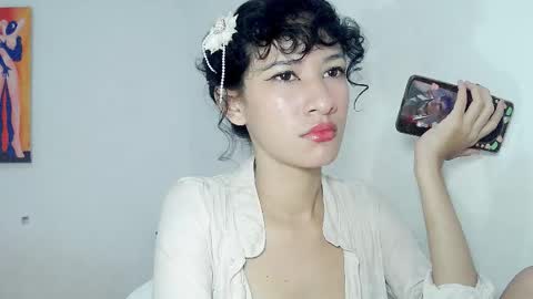 kitten_punches02 online show from 22, 11, 2025