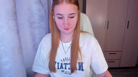 Snapshot of kitten_sun chatting on 20, 1, 2025 kitten_sun online show from 20, 1, 2025