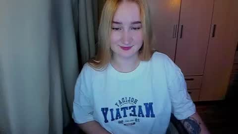 kitten_sun online show from 14, 6, 2026