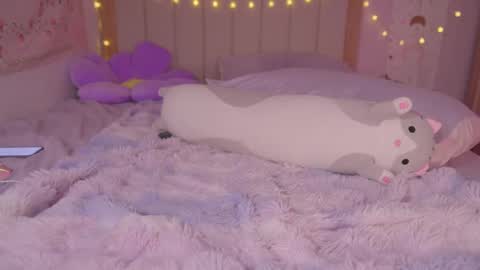 Snapshot of kittenmoon_ chatting on 26, 2, 2025 online show from 26, 2, 2025