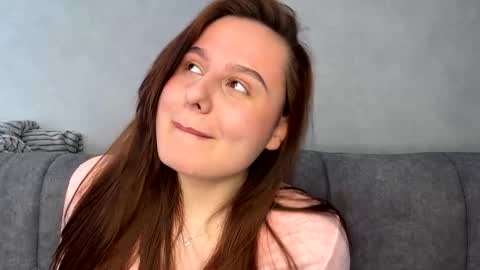 Ellaiza online show from 18, 3, 2026