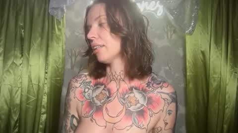 Snapshot of kittjones33 chatting on 16, 5, 2026 kittjones33 online show from 16, 5, 2026