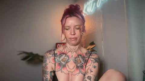 Snapshot of kittjones33 chatting on 15, 7, 2026 kittjones33 online show from 15, 7, 2026