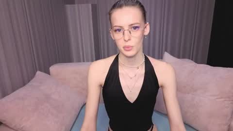 Snapshot of kitty__like18 chatting on 1, 5, 2026 Kitty online show from 1, 5, 2026