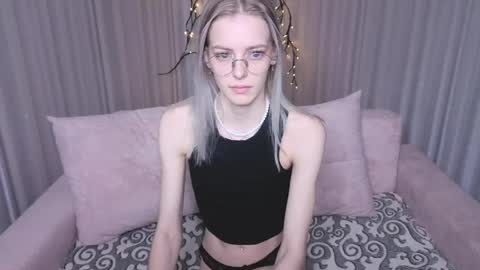 Snapshot of kitty__like18 chatting on 21, 5, 2026 Kitty online show from 21, 5, 2026