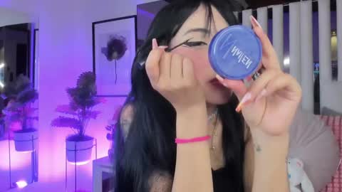 Snapshot of kitty_eliffe chatting on 4, 10, 2025 kitty online show from 4, 10, 2025