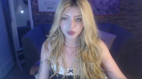 Snapshot of kitty_fox_b chatting on 21, 12, 2024 kitty_fox_b online show from 21, 12, 2024