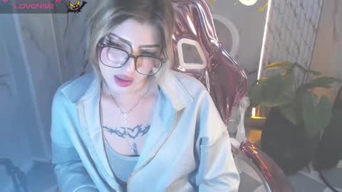 kitty_fox_b online show from 31, 10, 2025