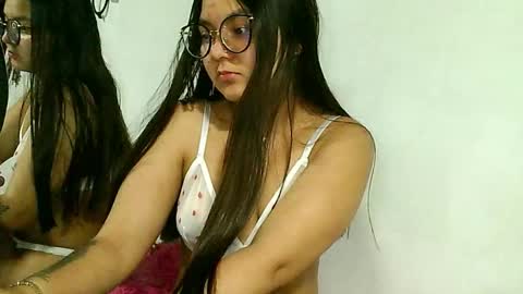 kitty_g3 online show from 2, 12, 2025