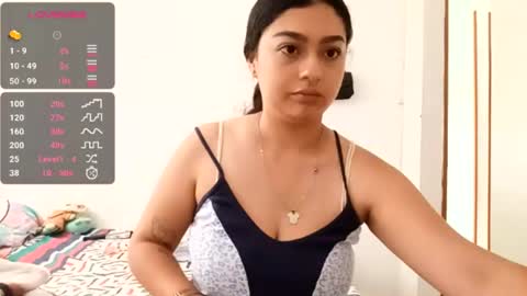 Snapshot of kitty_hottt_ chatting on 8, 7, 2026 giss online show from 8, 7, 2026