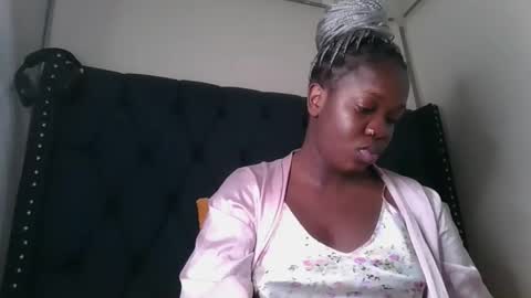 kitty_kerry online show from 12, 11, 2025