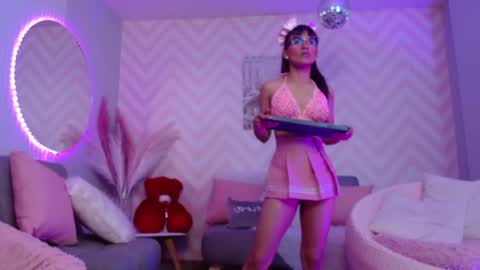 Snapshot of kitty_madness chatting on 19, 9, 2025 KITTY online show from 19, 9, 2025
