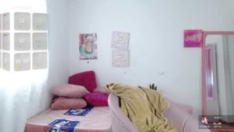 Snapshot of kitty_seducction chatting on 16, 7, 2026 Aleja online show from 16, 7, 2026