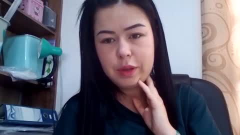 kitty_small69 online show from 8, 3, 2026