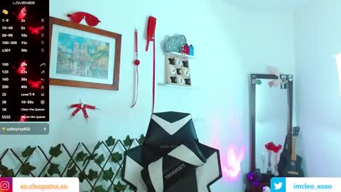 kitty_vaal online show from 6, 3, 2025