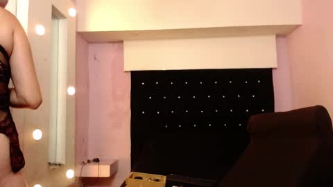 Snapshot of kittybonx chatting on 19, 2, 2025 paola online show from 19, 2, 2025