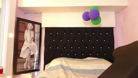 Snapshot of kittybonx chatting on 1, 11, 2025 paola online show from 1, 11, 2025