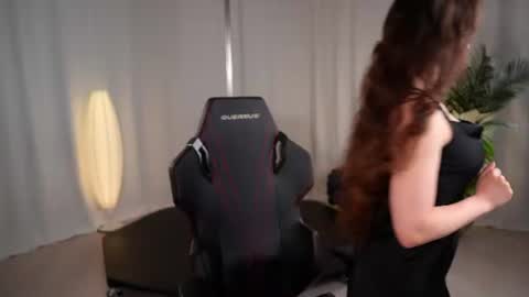 Snapshot of kittycaitlin chatting on 13, 7, 2026 Katya online show from 13, 7, 2026
