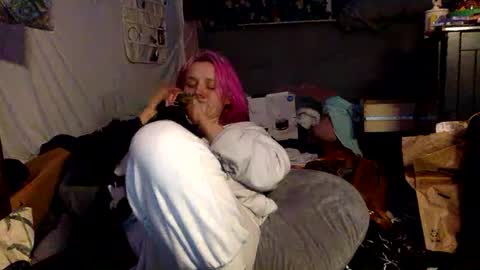 Snapshot of kittycat929709 chatting on 10, 2, 2025 Drip maker online show from 10, 2, 2025