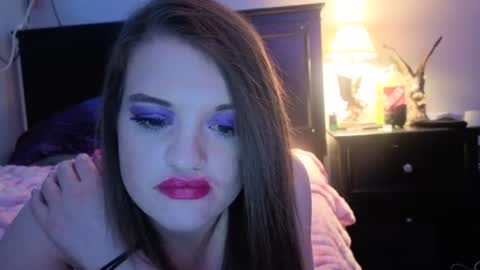 Snapshot of kittykat_1999 chatting on 24, 2, 2026 kittykat 1999 online show from 24, 2, 2026