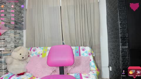 Snapshot of kittyqueen01 chatting on 15, 1, 2025 Tatiana Guerrero online show from 15, 1, 2025