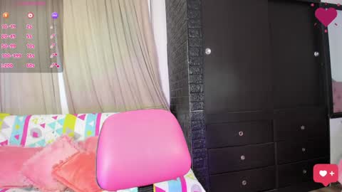 Snapshot of kittyqueen01 chatting on 28, 1, 2025 Tatiana Guerrero online show from 28, 1, 2025