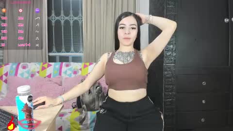 Snapshot of kittyqueen01 chatting on 23, 2, 2025 Tatiana Guerrero online show from 23, 2, 2025