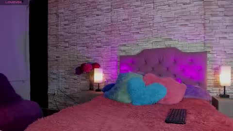 Snapshot of kittyqueen01 chatting on 17, 9, 2025 Tatiana Guerrero online show from 17, 9, 2025