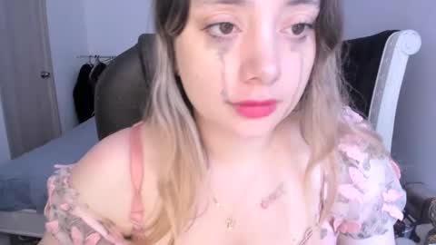 kittywantslove23 online show from 19, 10, 2025