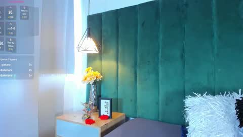 Snapshot of kittyy_milk chatting on 8, 9, 2025 K I T T Y Y  online show from 8, 9, 2025