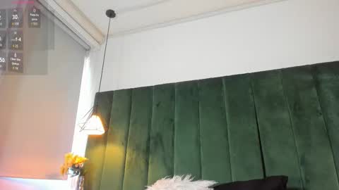 Snapshot of kittyy_milk chatting on 30, 10, 2025 K I T T Y Y  online show from 30, 10, 2025