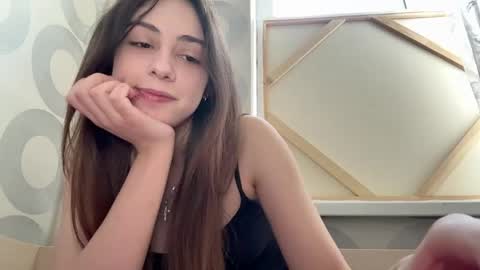 Snapshot of kittyymoonnn chatting on 2, 6, 2026 Emma online show from 2, 6, 2026