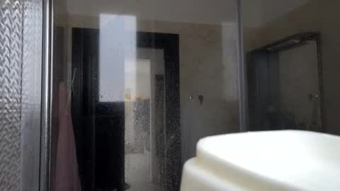 Eva kity69 on tweeter online show from 22, 4, 2026