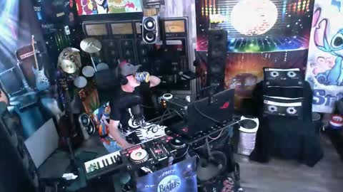 Snapshot of kiveuxmakeu chatting on 16, 1, 2026 kiveuxmakeu online show from 16, 1, 2026