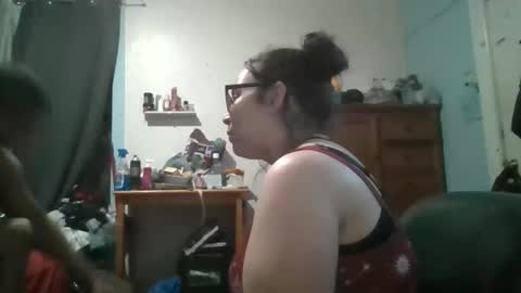 Snapshot of kivs19 chatting on 28, 11, 2025 kivs19 online show from 28, 11, 2025