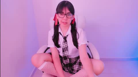 Snapshot of kiwi____ chatting on 25, 5, 2026 Little piece of fruit online show from 25, 5, 2026