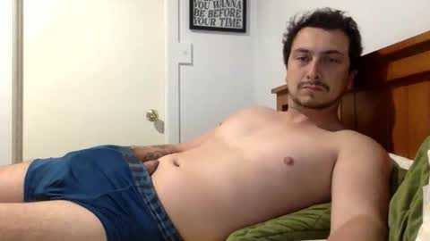 Snapshot of kiwiluke69 chatting on 15, 10, 2025 kiwiluke69 online show from 15, 10, 2025