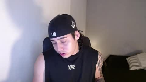 Snapshot of kiyo__ chatting on 19, 4, 2026 kiyo__ online show from 19, 4, 2026